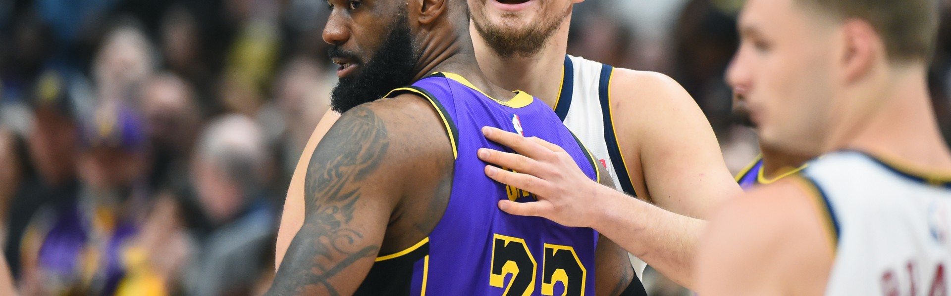 詹姆斯：约基奇是有史以来最棒的球员之一 我永生难忘巴黎的对决